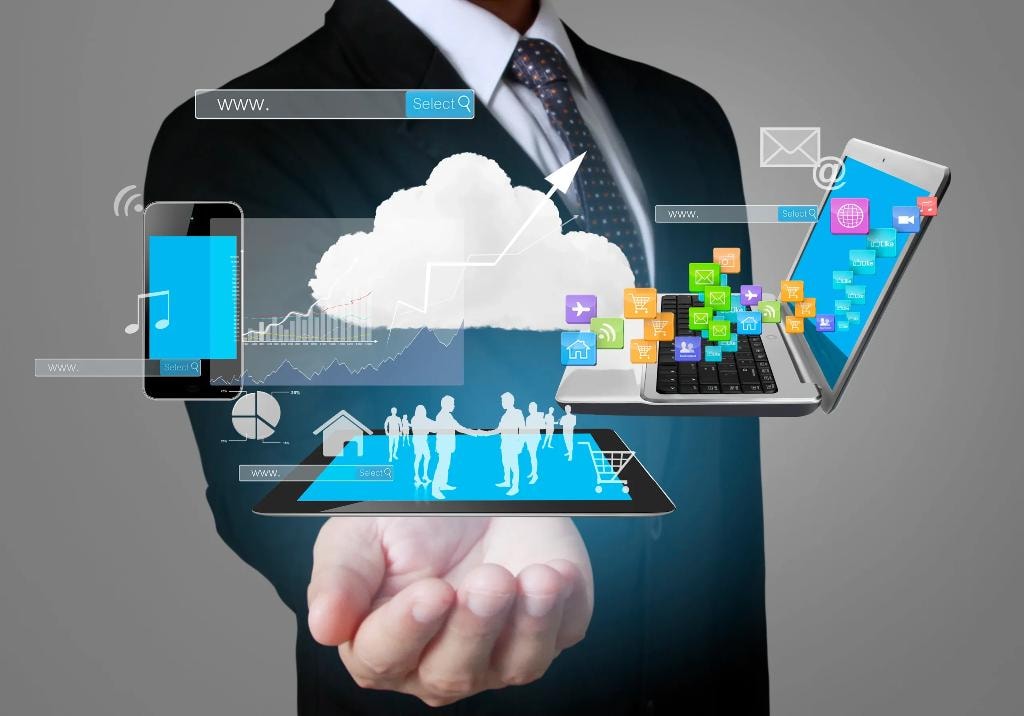 Contabilidad en la nube — laptop y tecnología
